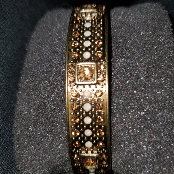 Heidi Daus Hinged Cuff Bangle **DISCOUNTED SHIPPING** - Picture 9 of 12